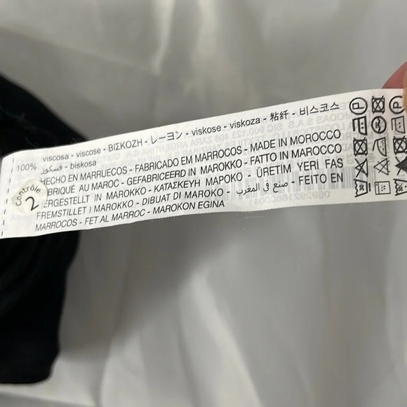 ZARA NWT Black Twisted One Shoulder Crop Top Elastic Band Hem Lined Summer L - Picture 5 of 7